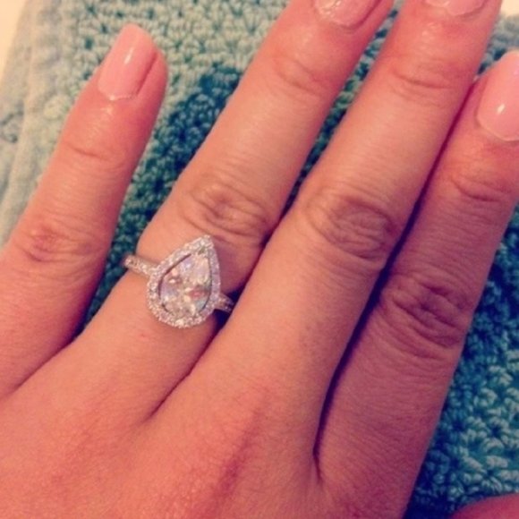 💎✨ 925 Pear Halo Ring - Picture 4 of 5